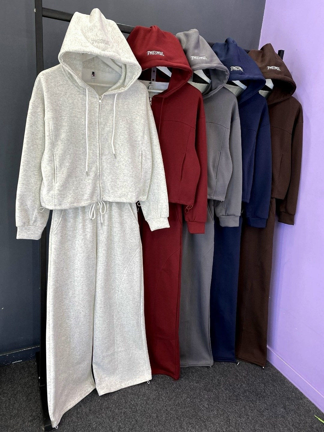 костюм спортивный,костюм на флисе,костюм спортивный женский,cпортивный костюм женский на флисе,теплый костюм