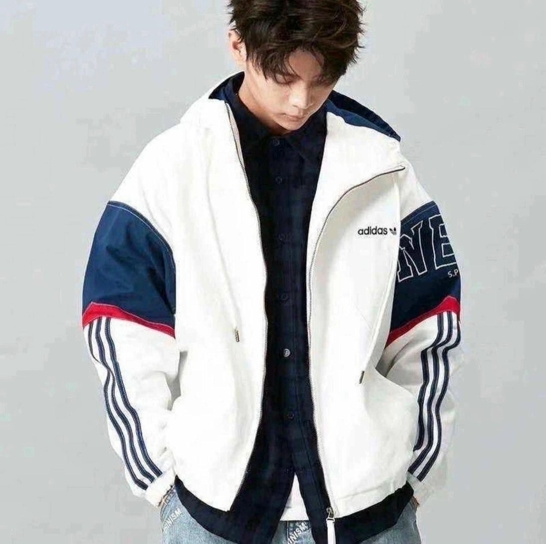 бомбер adidas originals,куртка спортивная,повседневная куртка,куртка модная