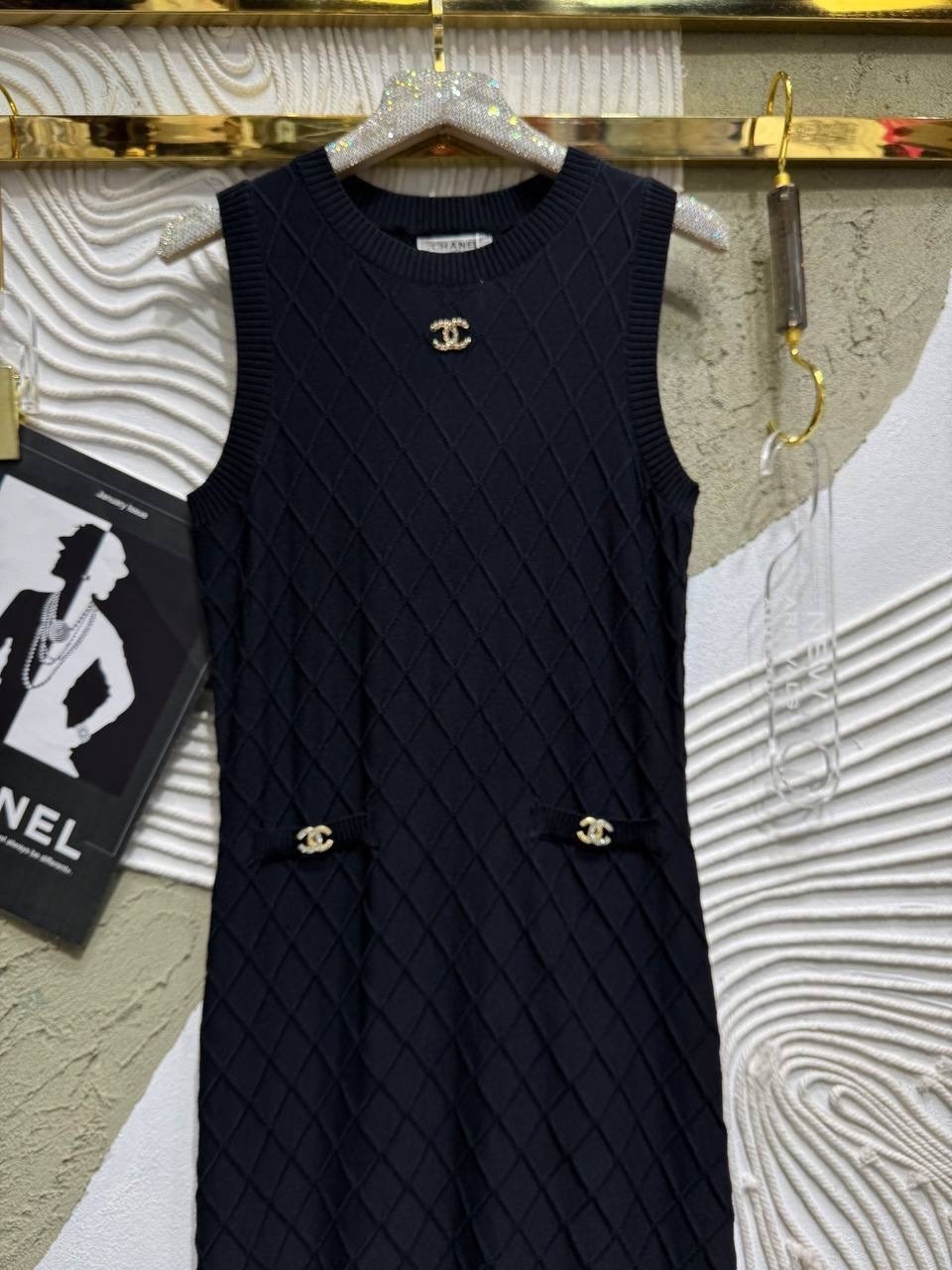 маленькое чёрное платье коко шанель оригинал,маленькое черное платье коко шанель,маленькое черное платье в стиле коко шанель,черное платье коко шанель,стиль коко шанель