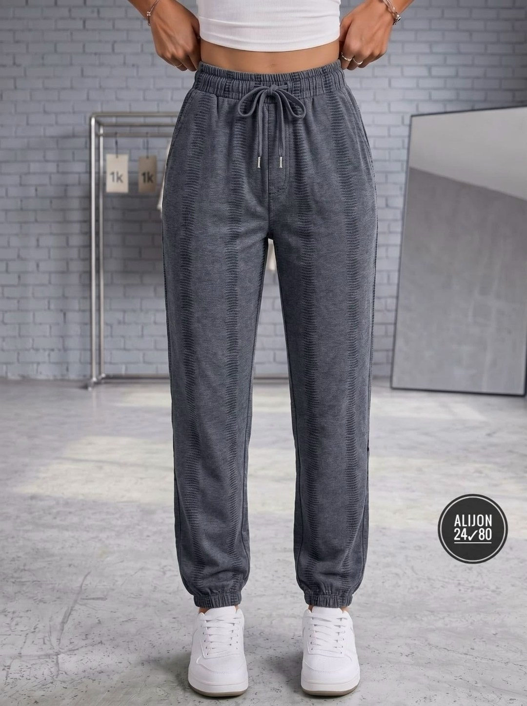 брюки джинсы,джинсы джоггеры,джинсовые джоггеры,штаны джоггеры женские,джинсы модные