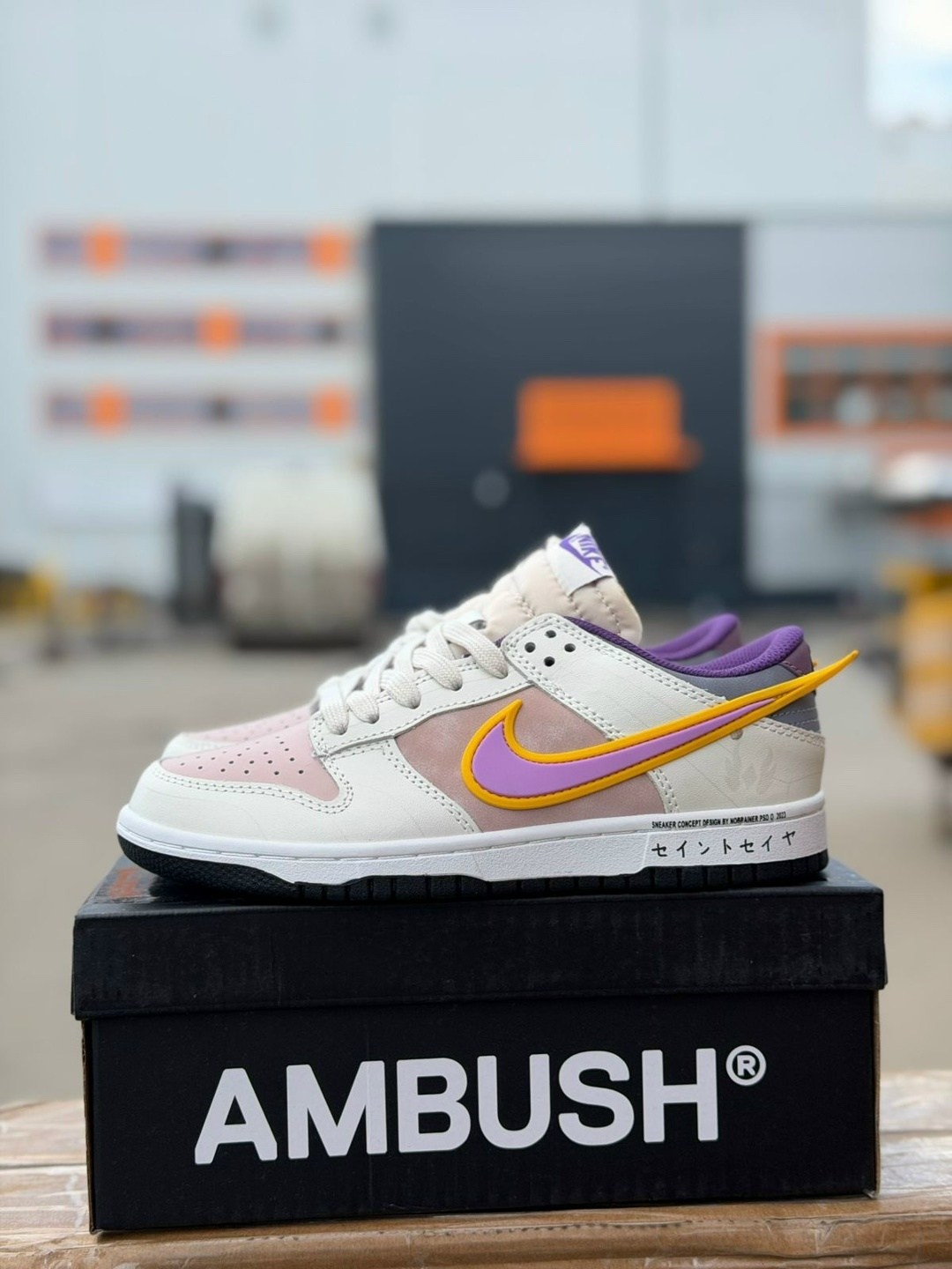 кроссовки nike sb dunk low,nike sb dunk low otomo katsuhiro,кроссовки екб,nike dunk low,фирменные кроссовки