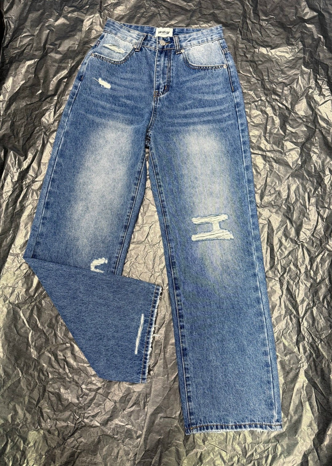 женские джинсы,miu miu джинсы,джинсы,модные джинсы,широкие джинсы