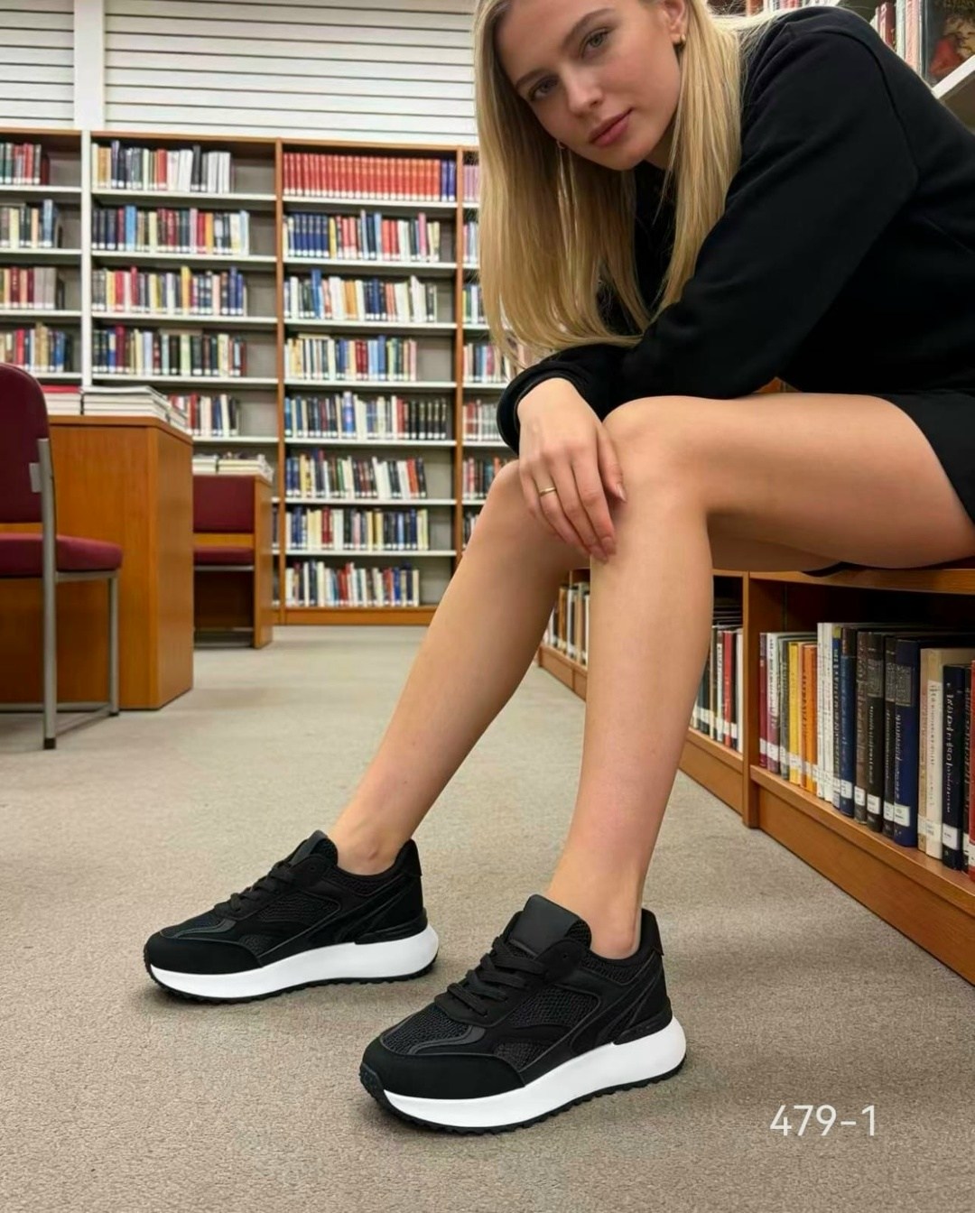 кроссовки женскиe,кроссовки для женщин,кроссовки модные,повседневные кроссовки,кроссовки жен