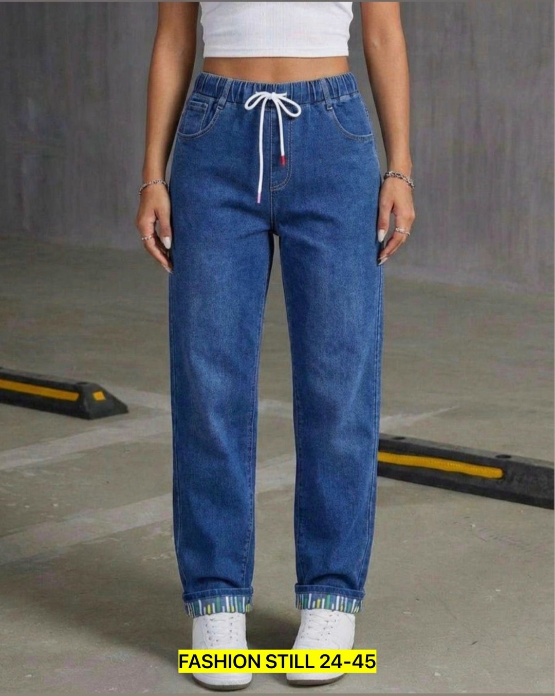 джинсы женские,джинсы-бананы женские,джинсы брюки,широкие джинсы женские,джинсы мом женские