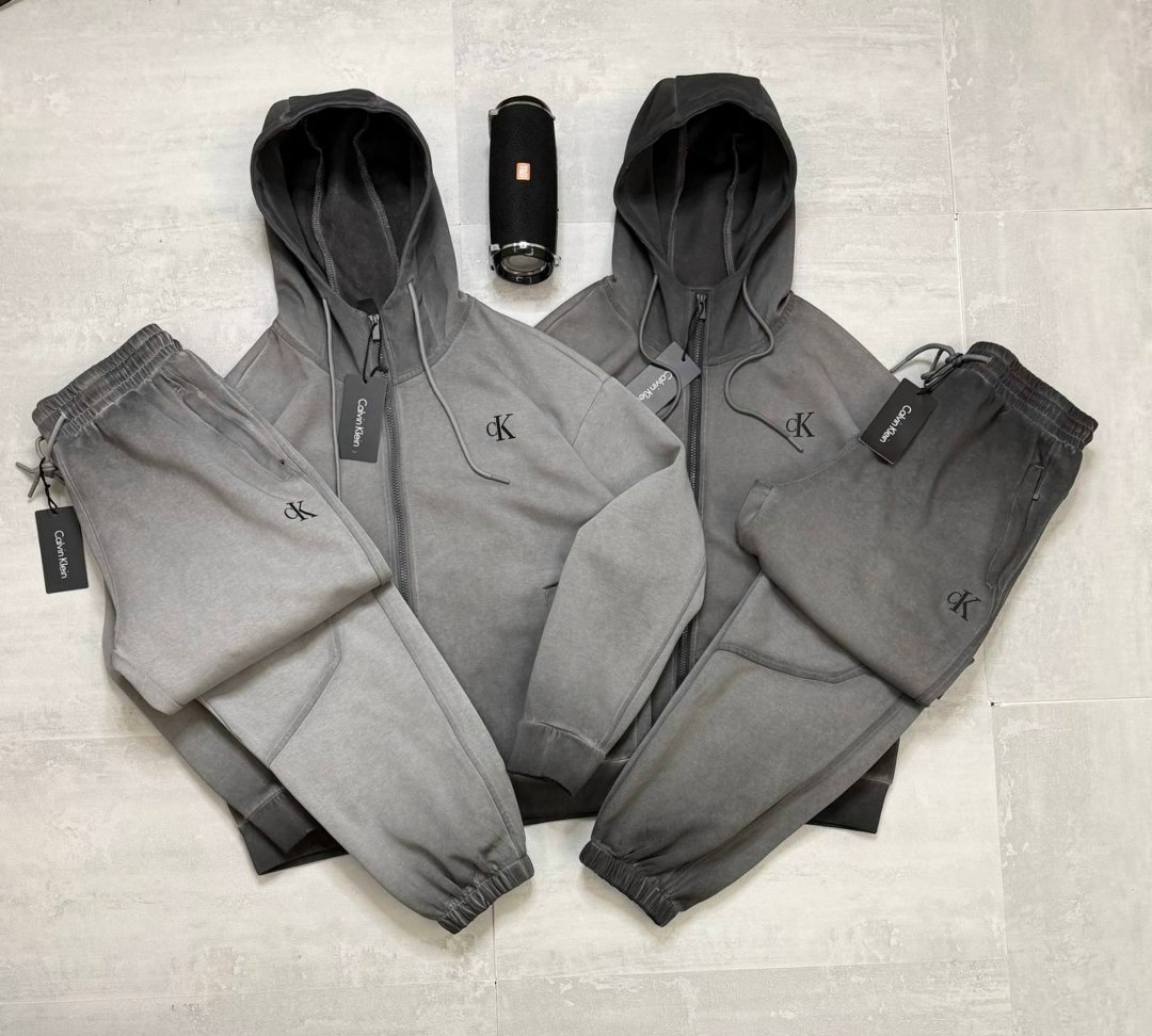 луи виттон спортивный костюм мужской,спортивные костюмы brunello cucinelli,спортивный костюм зегна,спортивный костюм,спортивный костюм мужской