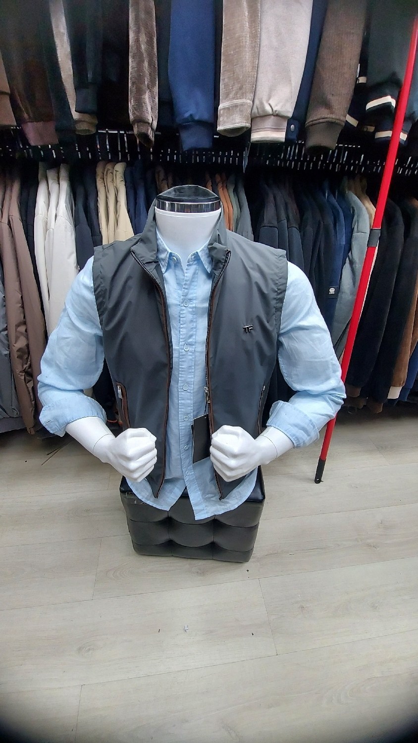 жилет,жилетка,мужские жилеты,жилет двусторонний,мужская мода