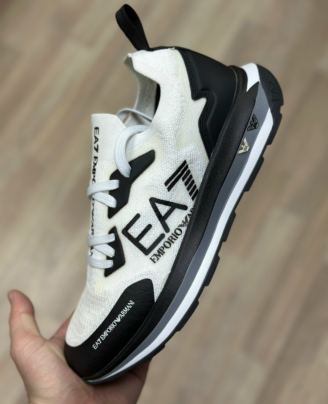 ,кроссовки boss,кроссовки hugo,мужские кроссовки,серые кроссовки