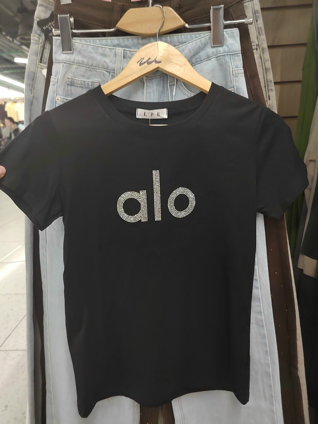 футболки женская,футболка женская базовая,женская футболка белая,кофта женская,футболка женская брендовая