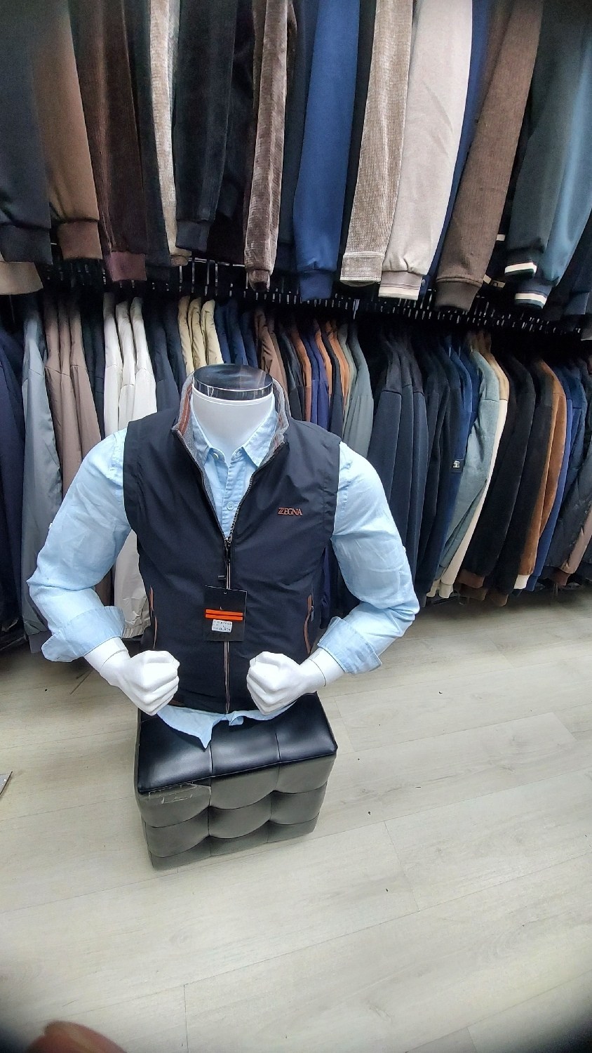 жилет мужской,жилет,жилет с воротником,мужская жилетка