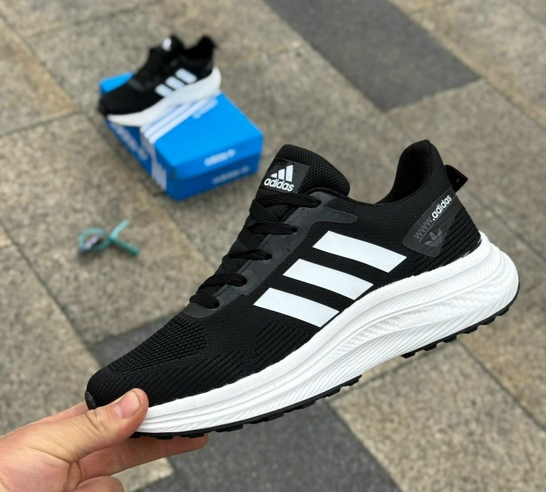 мужские кроссовки adidas,кроссовки adidas,кроссовки,кроссовки мужские адидас,спортивная