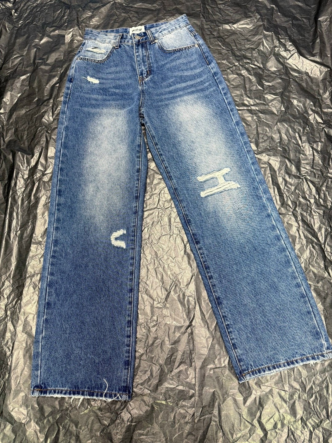 женские джинсы,miu miu джинсы,джинсы,модные джинсы,широкие джинсы