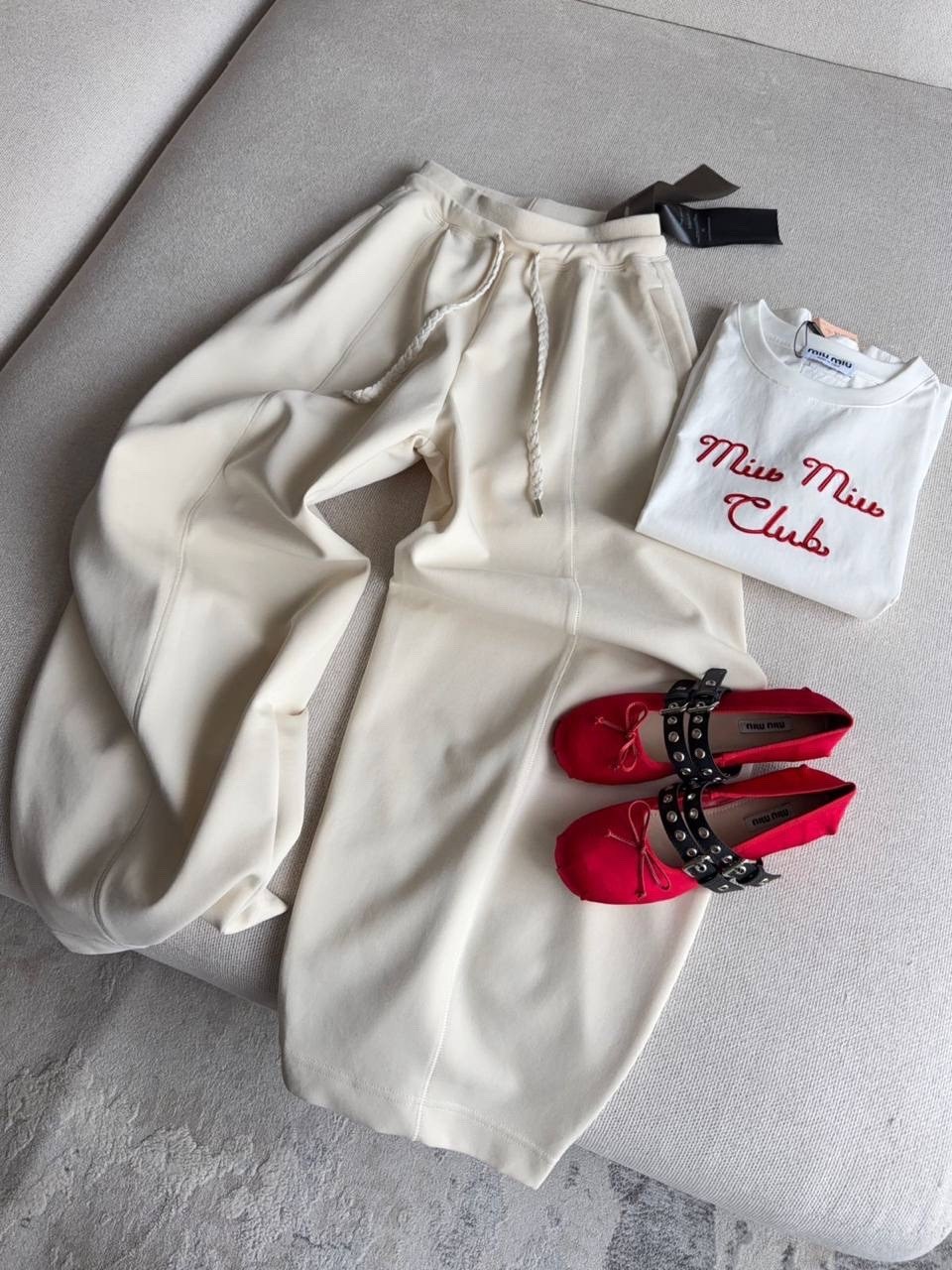 одежда брюки,брюки трикотажные,штаны celine,широкие брюки,спортивный костюм brunello cucinelli