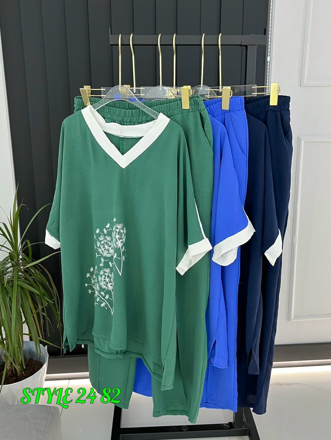 костюм женский,костюм женский больших размеров,летние костюмы,костюм с брюками,одежда больших размеров