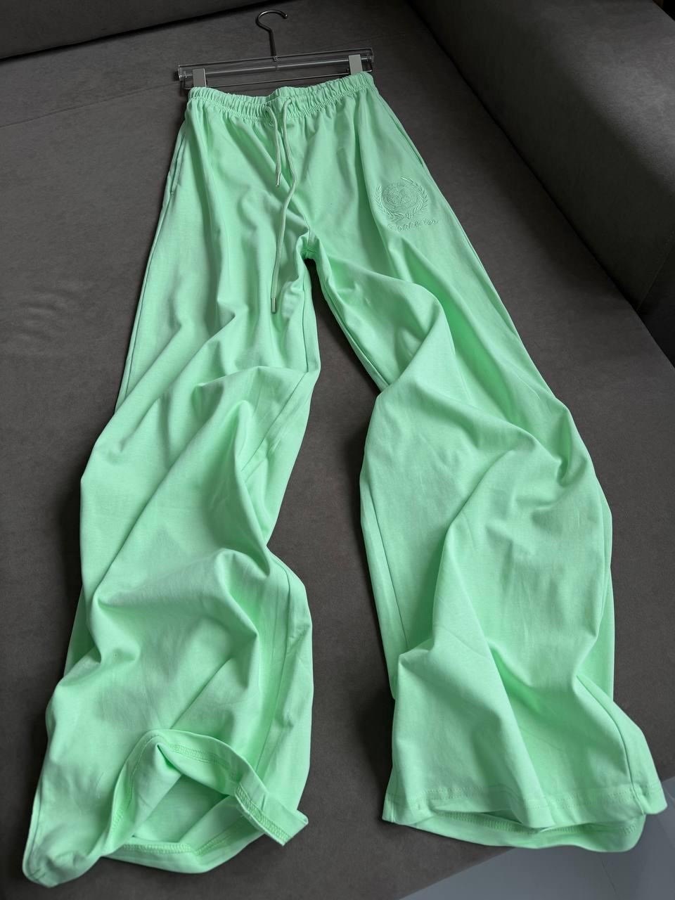 спортивные костюм,летние костюмы,женские костюмы,спортивные штаны