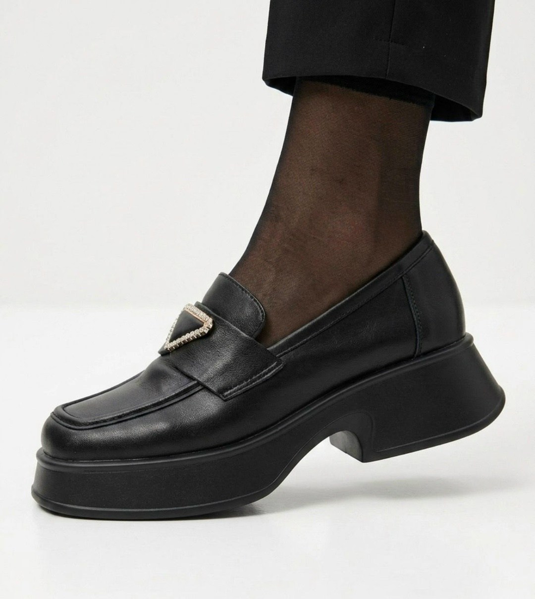 женские лоферы,,женская ,массивные лоферы,лоферы женские черные