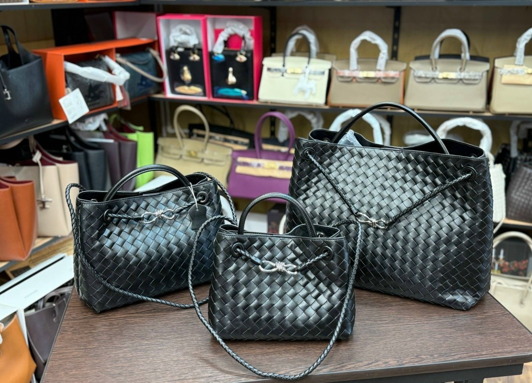 женская сумка bottega veneta,женская сумка bottega veneta черная,сумка bottega veneta,сумка боттега венета,сумка bottega veneta roma