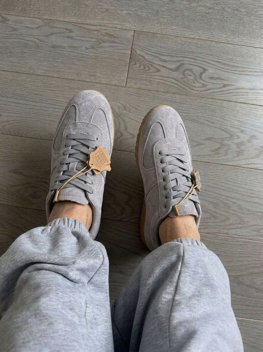 ,замшевые кроссовки,женские кроссовки, женская,обуви