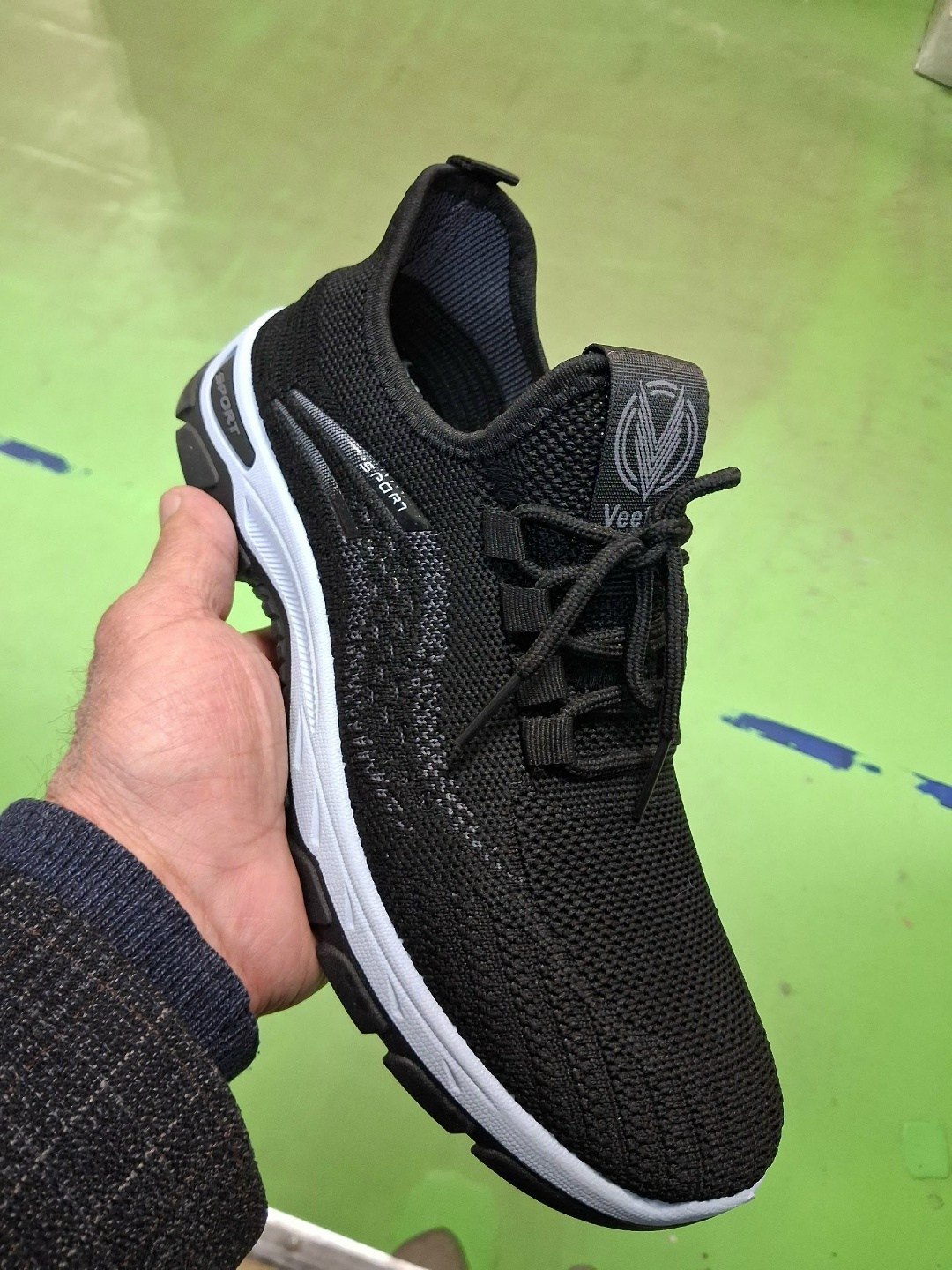 кроссовки,,мужские кроссовки,кроссовка мужской,кроссовки отличный