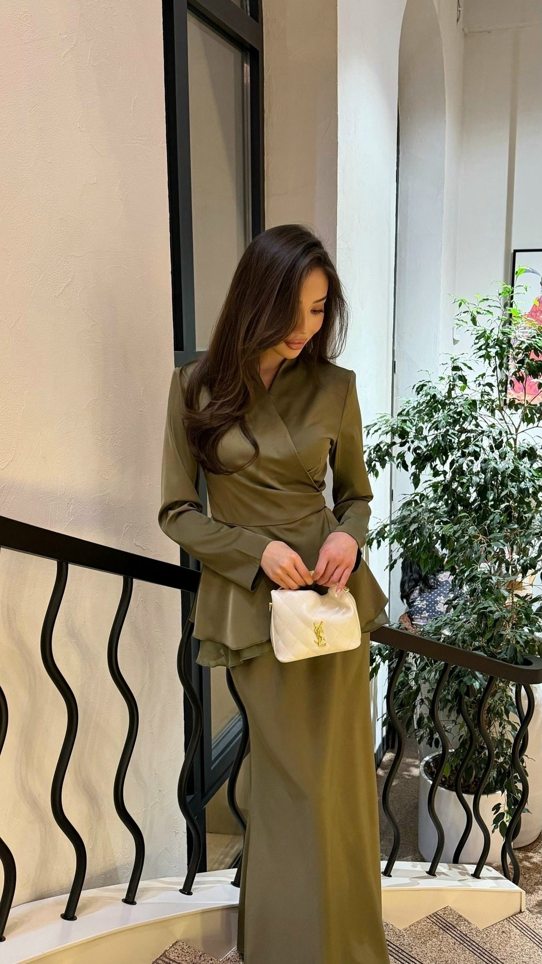 шелковый костюм двойка с юбкой макси by rumi,атласное платье,наряд,костюм с юбкой 11-345-12 pur pur,вечернее платье