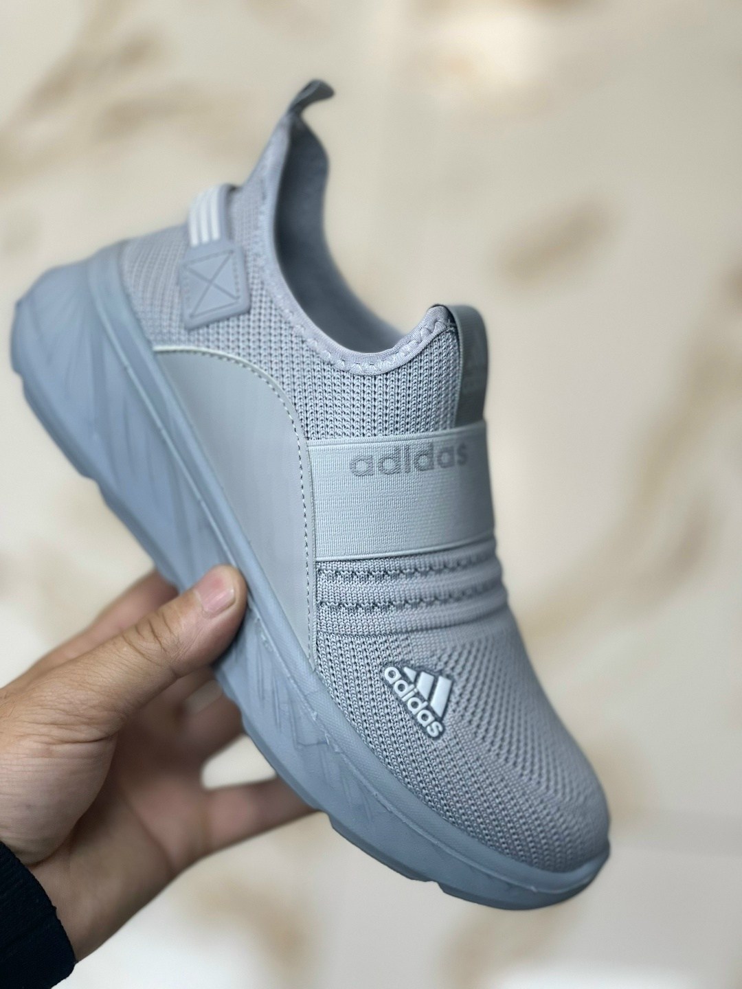 кроссовки оранжевые,adidas nmd r 1,кроссовки,спортивная ,дышащие кроссовки