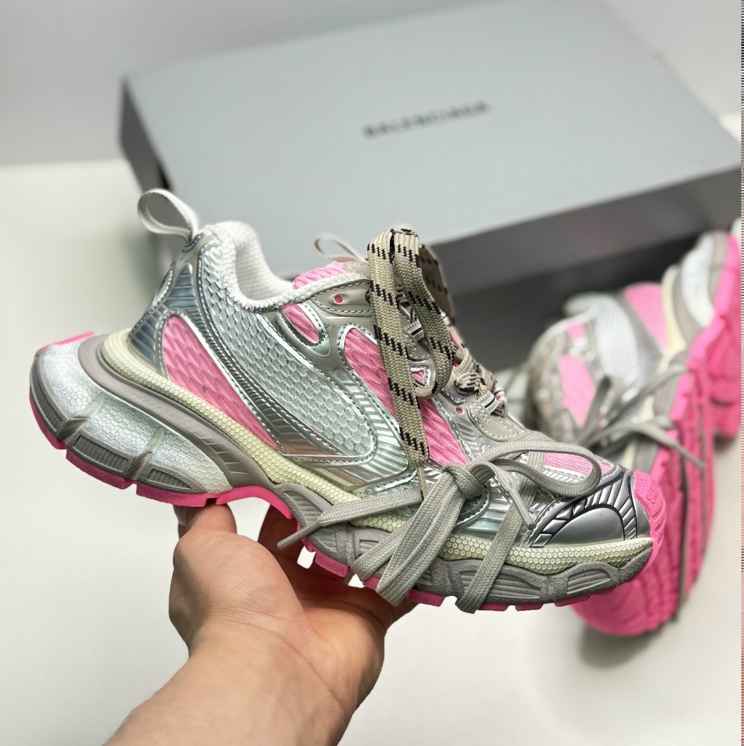 серо-розовые женские кроссовки 3xl balenciaga,кроссовки balenciaga 3xl chunky розовый серый,кроссовки 3xl balenciaga серый/розовый/белый,женские кроссовки balenciaga 3xl серебристые с розовым,кроссовк