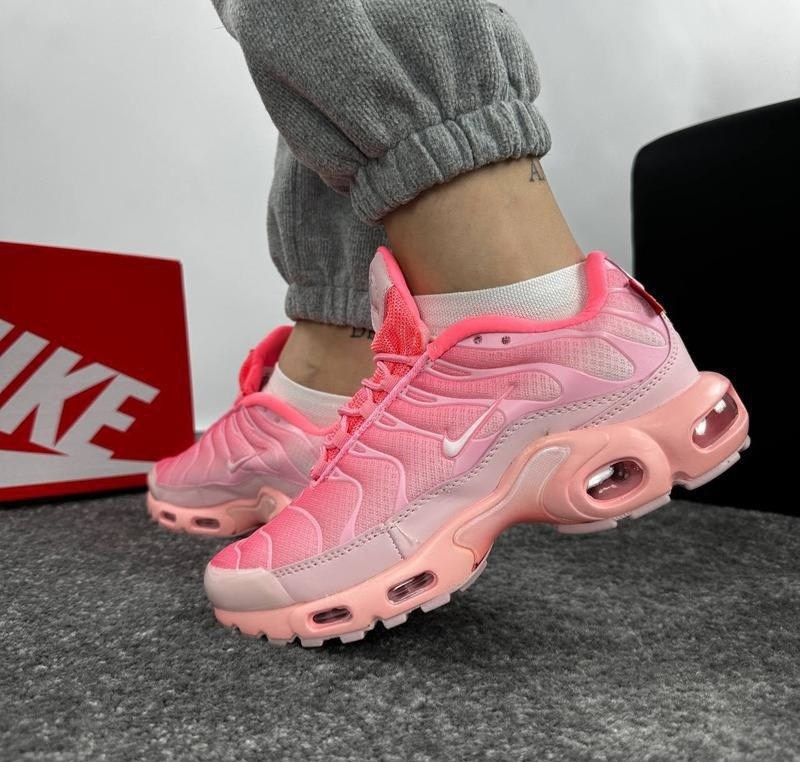 nike air max plus tn pink,спортивные кроссовки air max plus tn nike,женские кроссовки nike air max plus tn розовые,кроссовки nike air max tn plus,спортивные кроссовки air max plus tn nike розовый