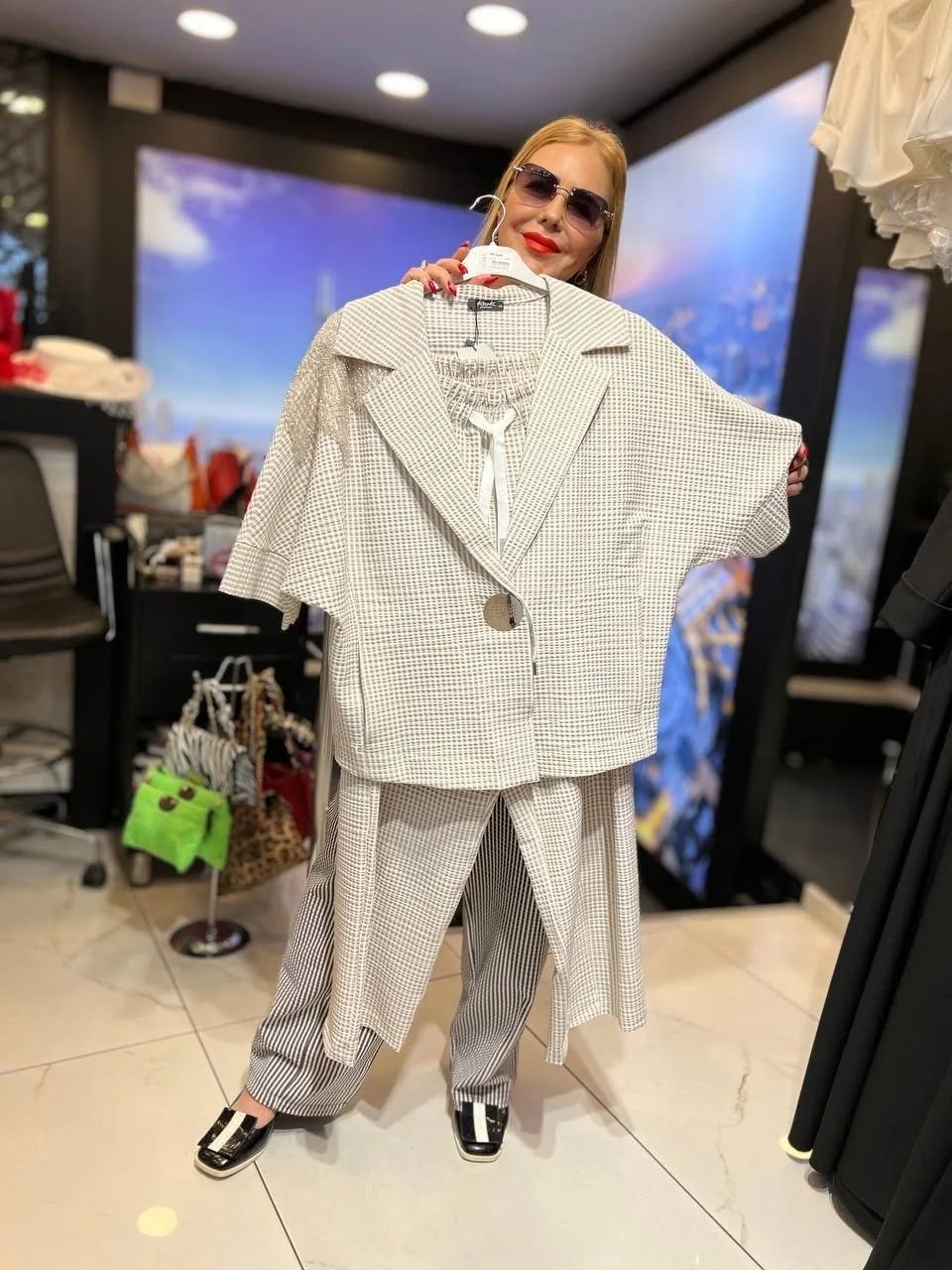 женский костюм,брючный костюм женский,костюм в полоску,брючный костюм,брючный классический костюм -двойка в полоску