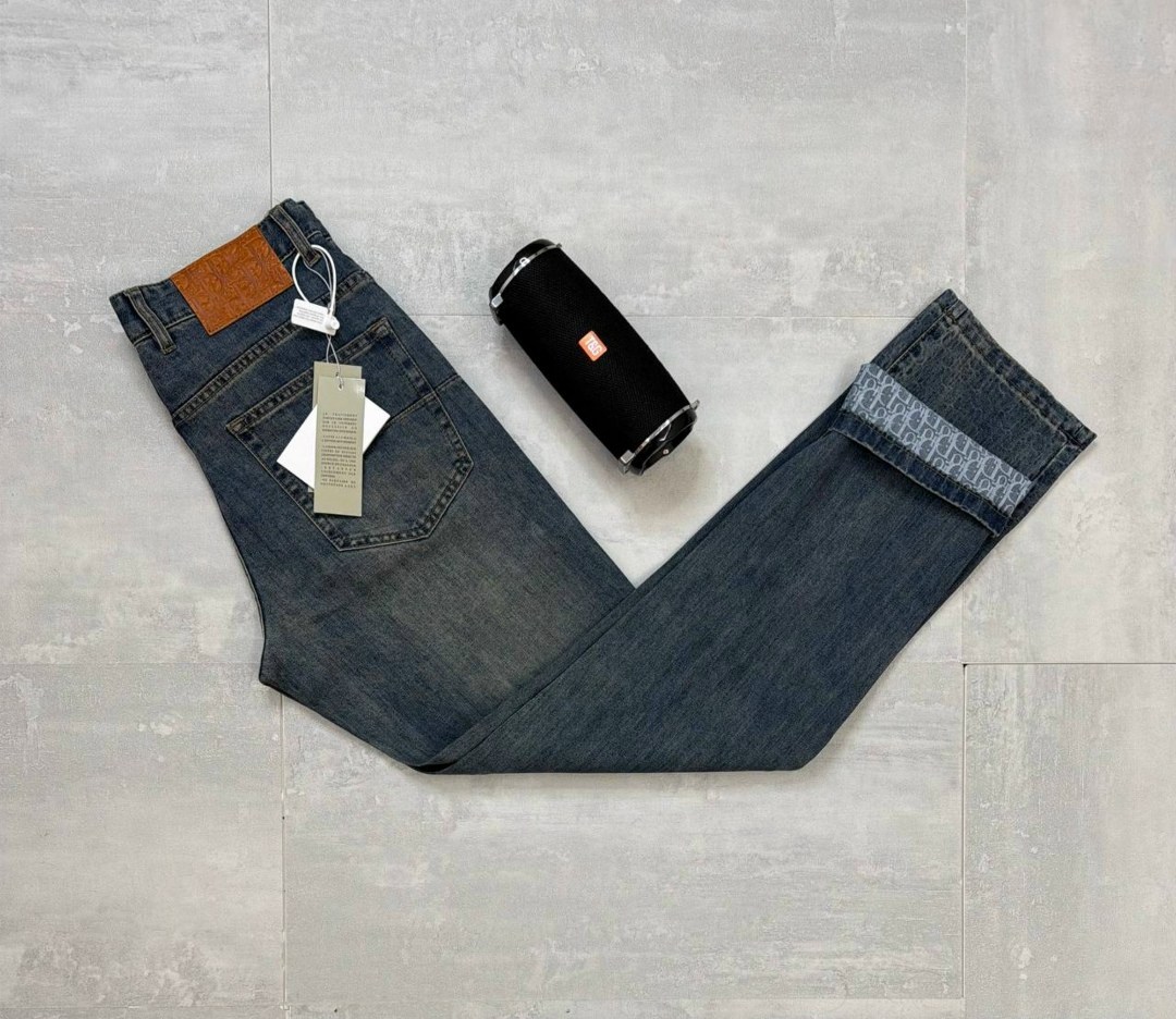 джинсы стильные,мужские джинсы,джинсы молодежные,джинсы,джинсы прямого кроя