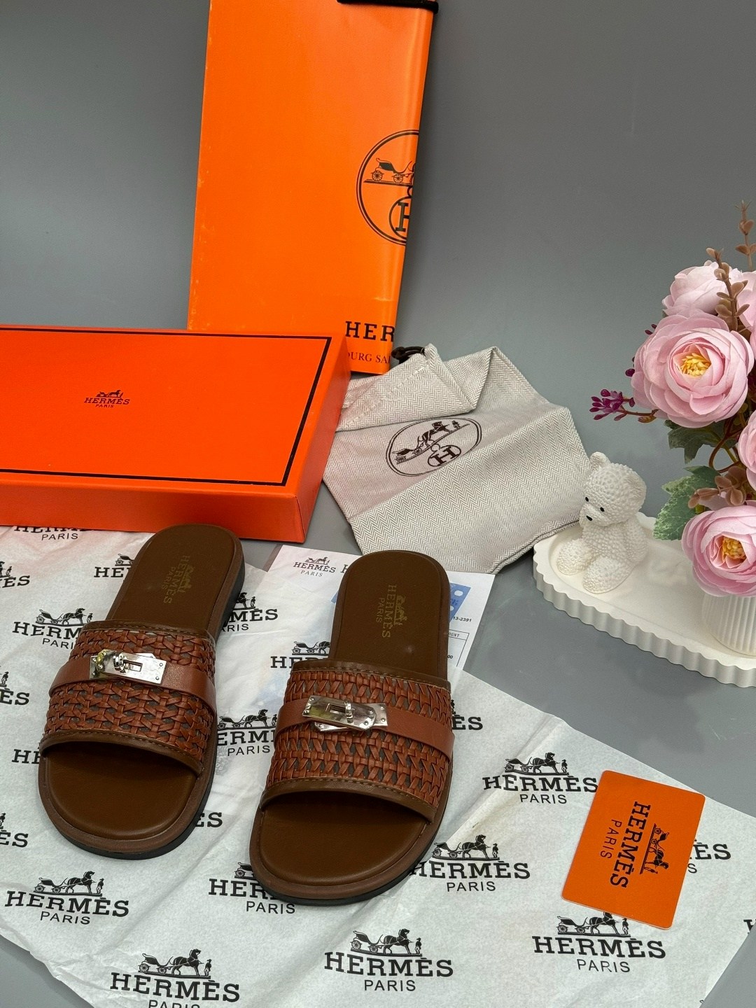 ,эрмес шлепки женские,шлепанцы hermes,шлепки хермес оран,шлепанцы женские луи виттон