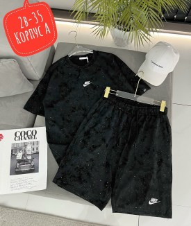 Костюм