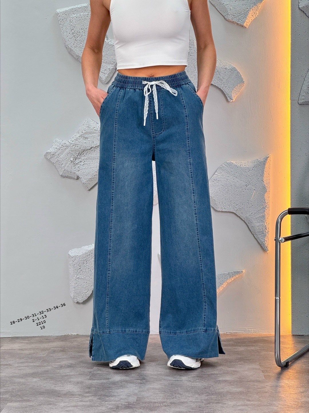 женские джинсы широкие,женские джинсы,джинсы широкие,джинсы стильные,брюки джинсы