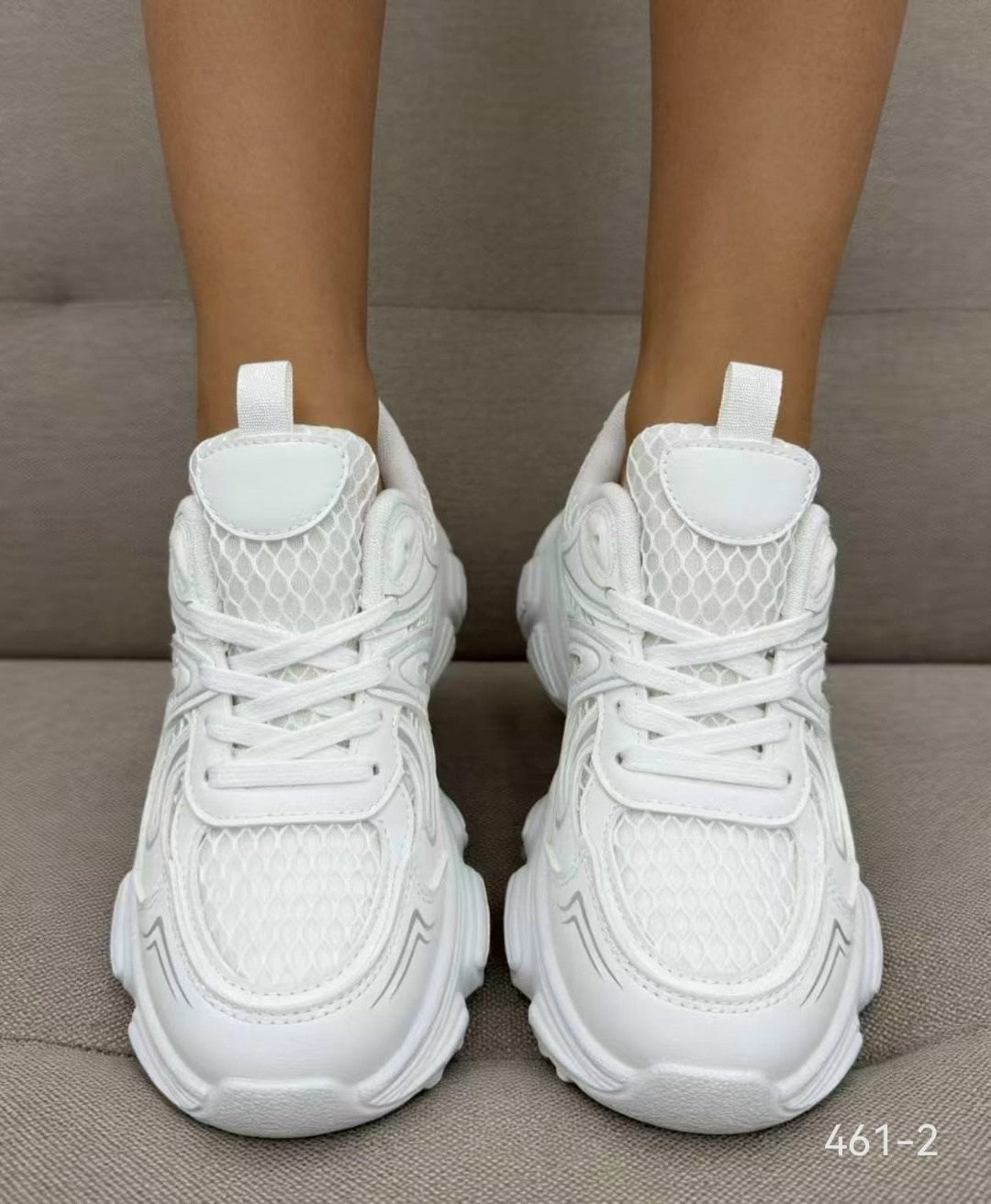 кроссовки женскиe,кроссовки,кроссовки черные,кроссовки модные,спортивная