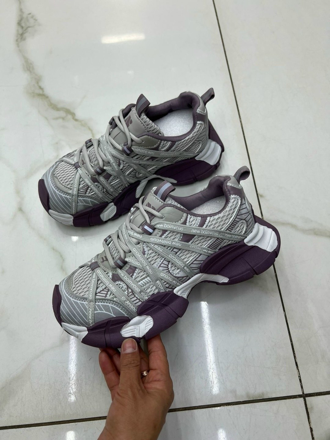 женские кроссовки,кроссовки balenciaga,модные кроссовки,повседневные кроссовки,спортивная