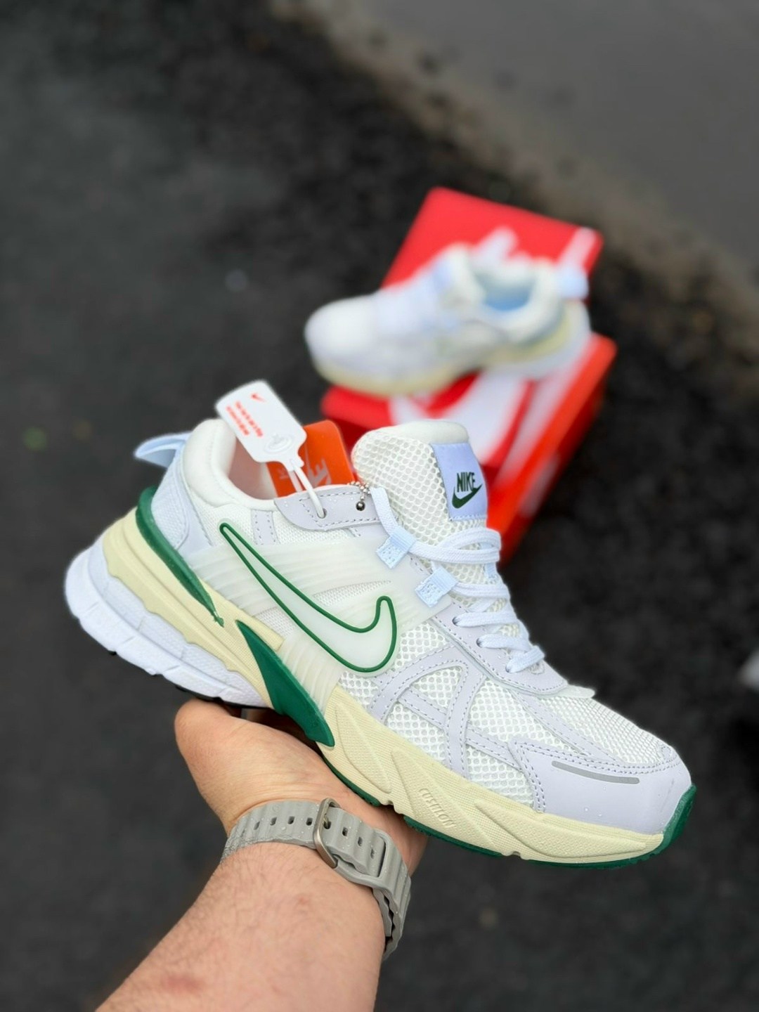 кроссовки nike,кроссовки nike v 2 k run,кроссовки nike v2k run,кроссовки женские nike,кроссовки