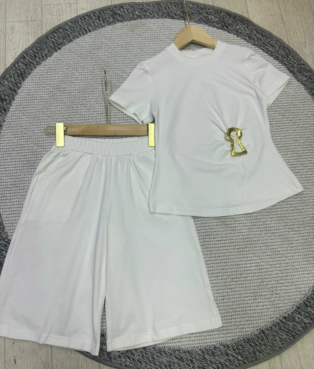 комплект одежды,костюм для девочек,костюм детский,одежда для девочки,костюм с шортам