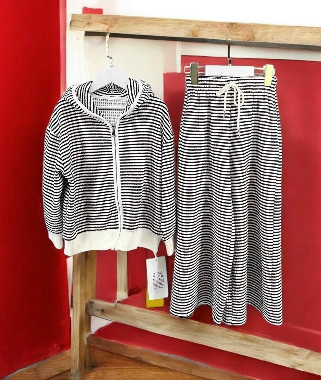 модные костюмы,костюм в пижамном стиле,трикотажные костюмы,брючный костюм в пижамном стиле,женский костюм