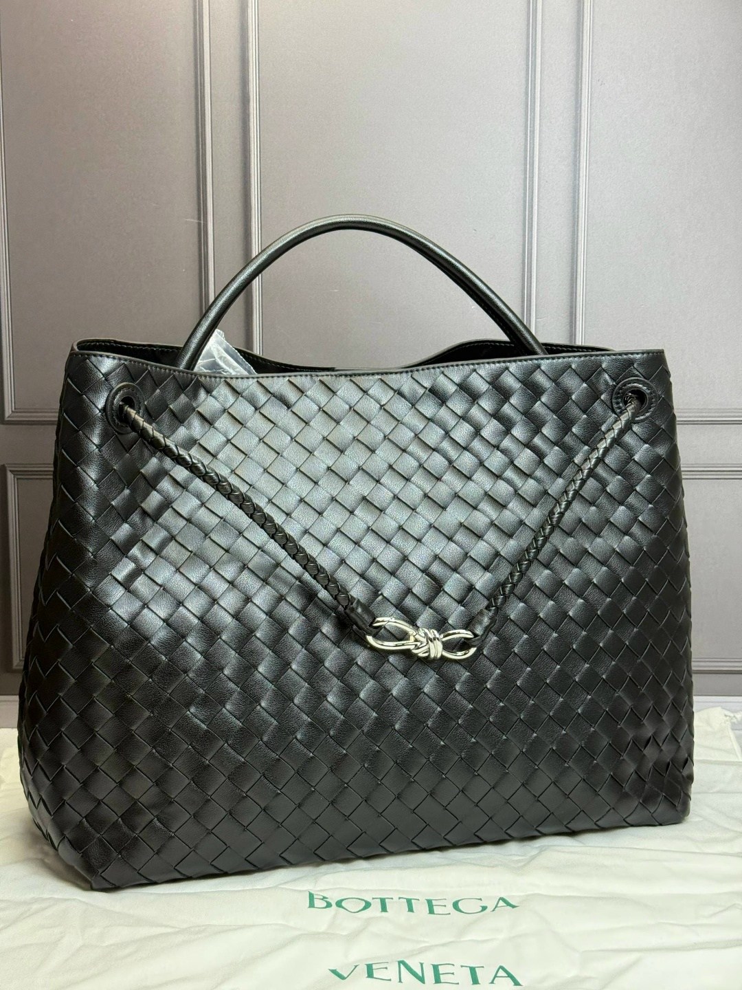 женская сумка bottega veneta,женская сумка bottega veneta черная,сумка bottega veneta,сумка боттега венета,сумка bottega veneta roma