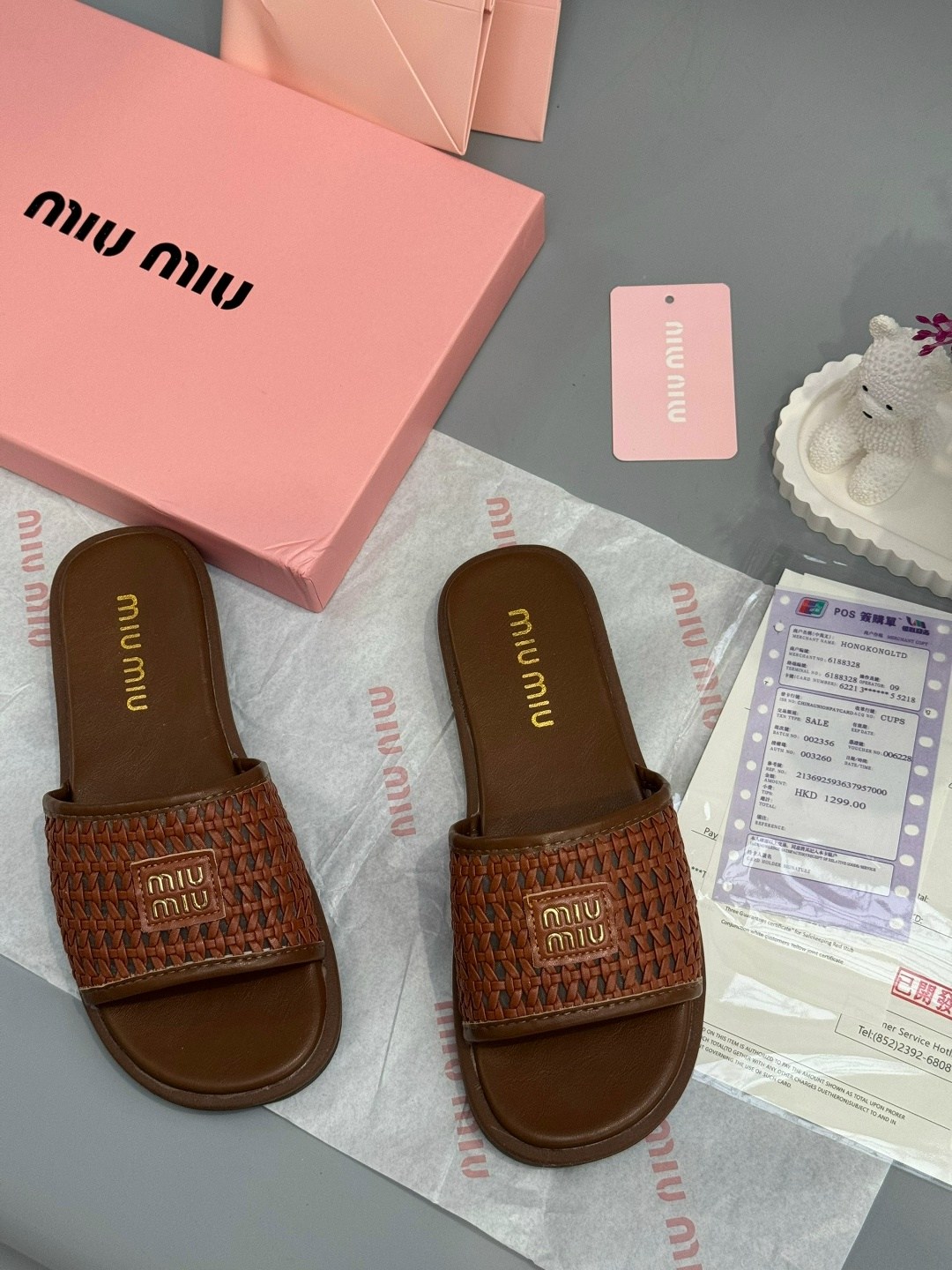 шлепанцы miu miu,шлепанцы женские,,женские шлепки,шлепки модные