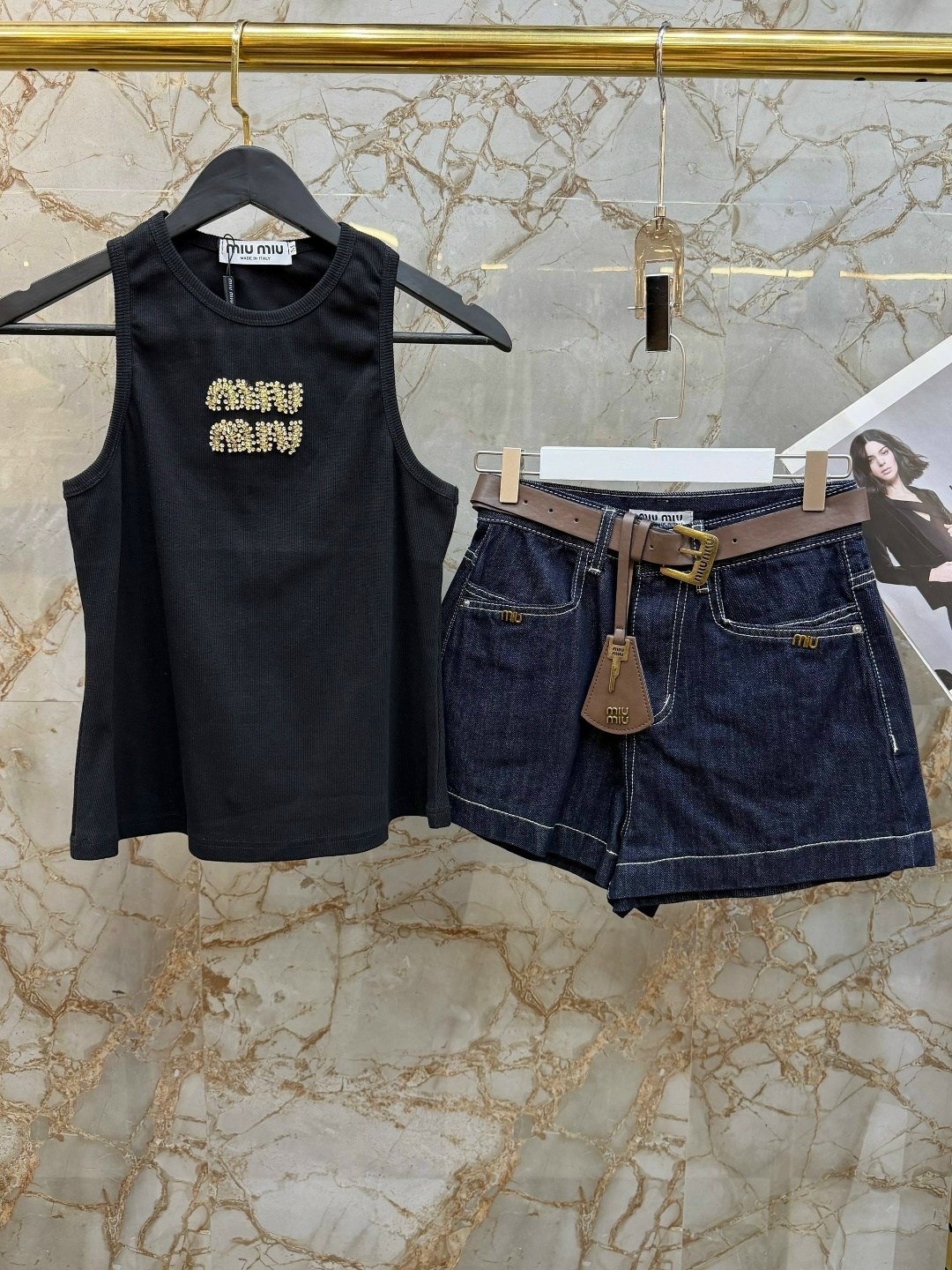 майка miu miu,стильная майка,брендовые вещи,топ женский,майка топ