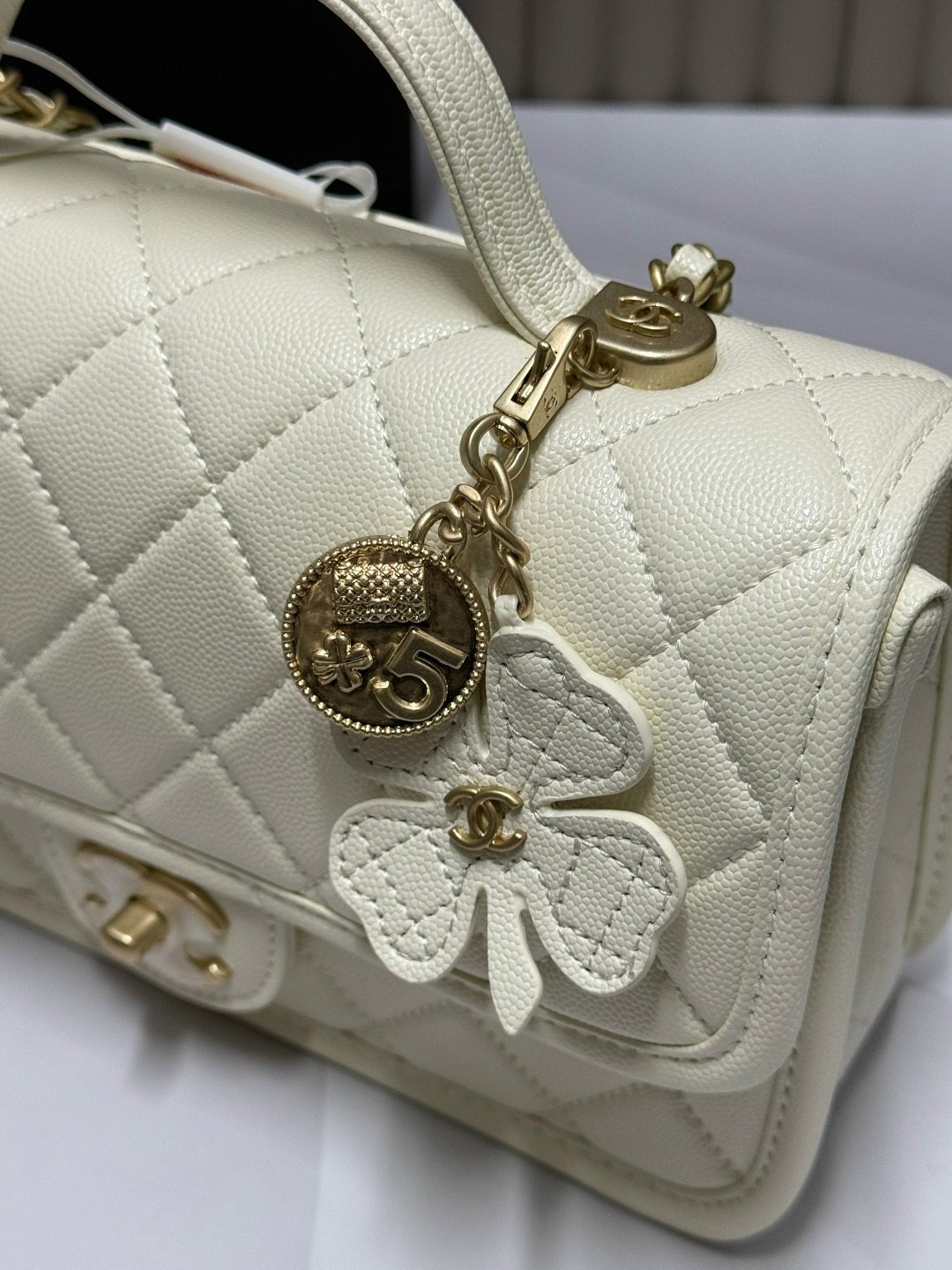 сумка chanel,сумка chanel женская,сумка шанель белая,шанель сумка,сумочка модная