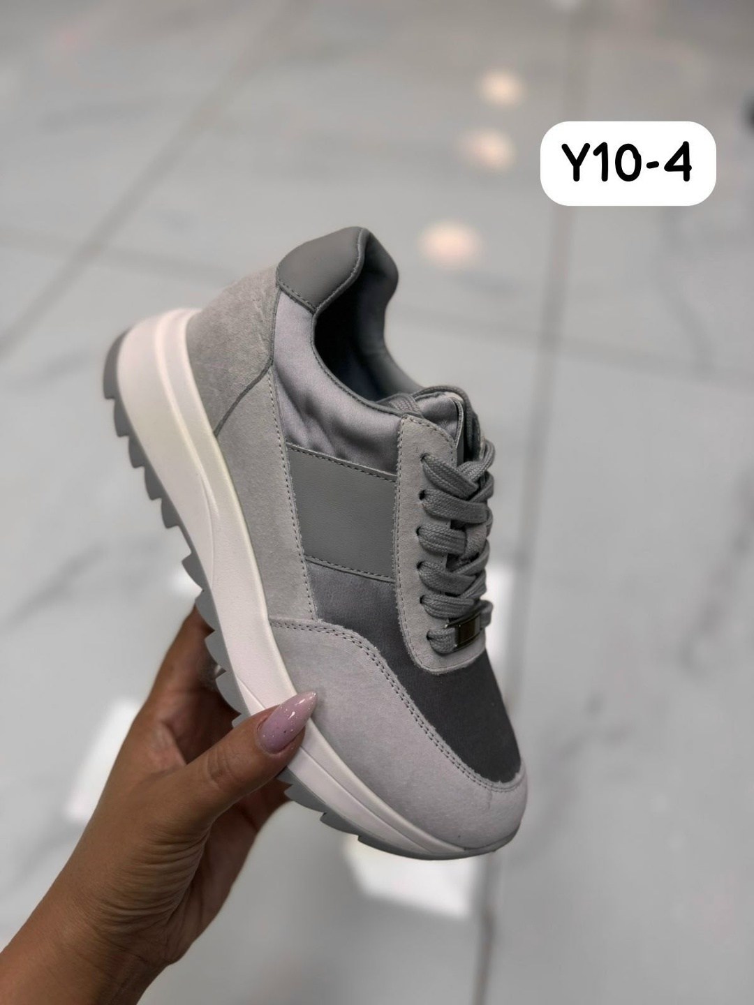 ,кроссовки женские,обуви, женская,кроссовки на подошве