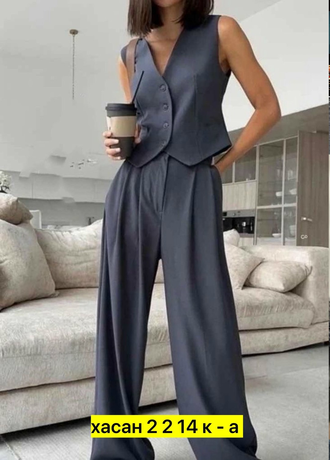 стильный женский брючный костюм с жилетом,костюм с жилетом брючный классический ne.skromno,костюм брючный с жилеткой деловой палаццо rushd цвет темно-серый,брючный костюм с жилетом,костюм двойка женск