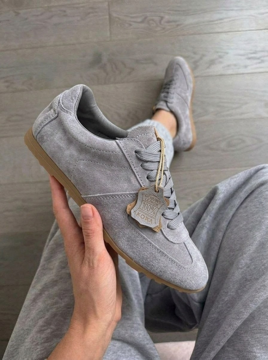 ,замшевые кроссовки,женские кроссовки, женская,обуви