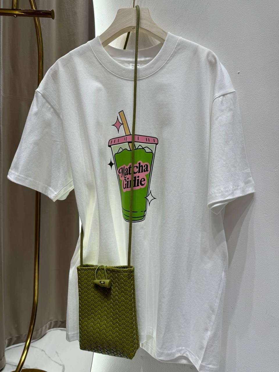 jbolid белые хлопковые футболки xl женский,jbolid белые хлопковые футболки,женская футболка tdfunlive белая oversized,модные позы,девушка эскортница