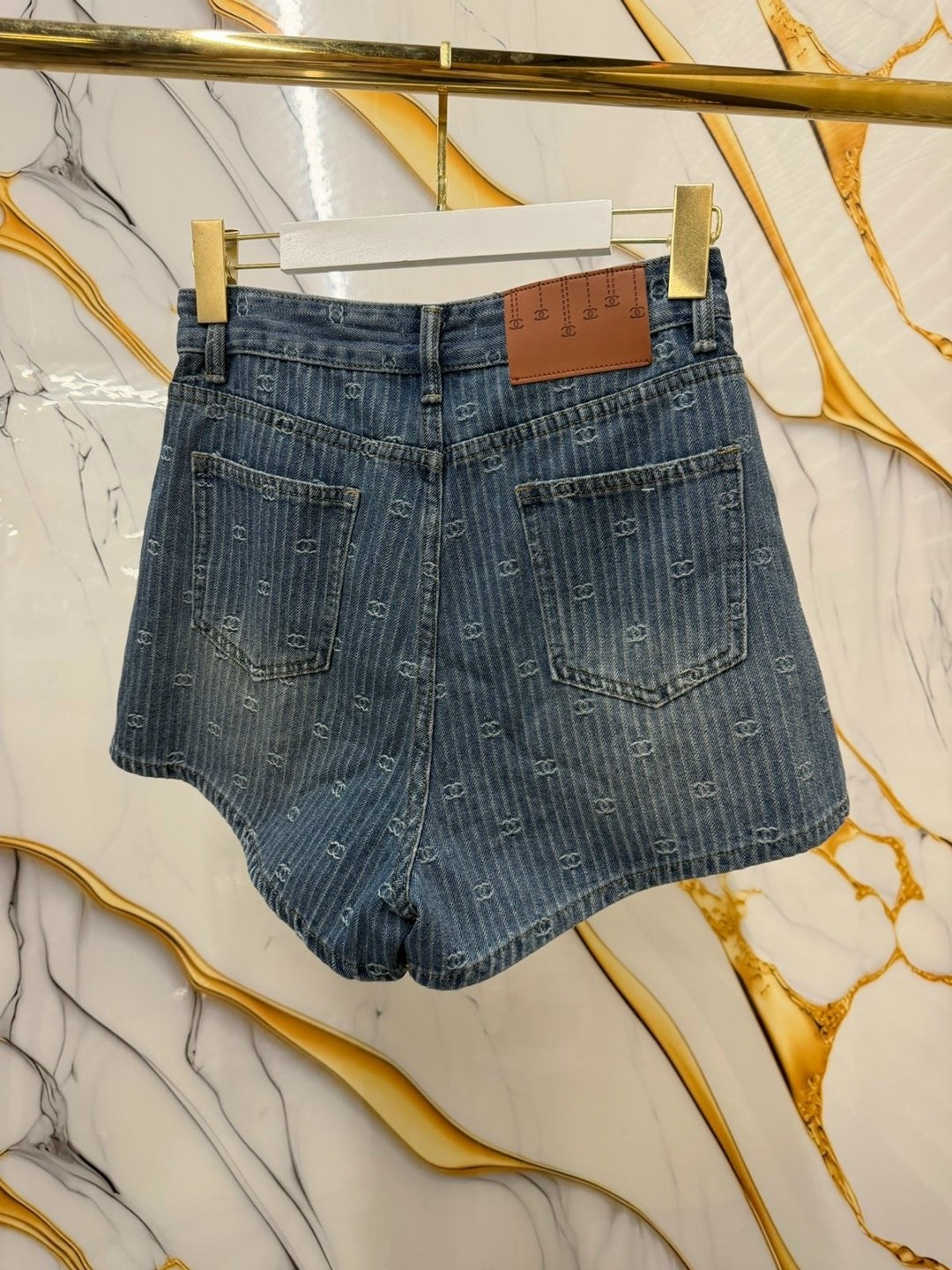 женские шорты,джинсовые шорты,denim shorts,стиль кендалл дженнер,повседневные шорты