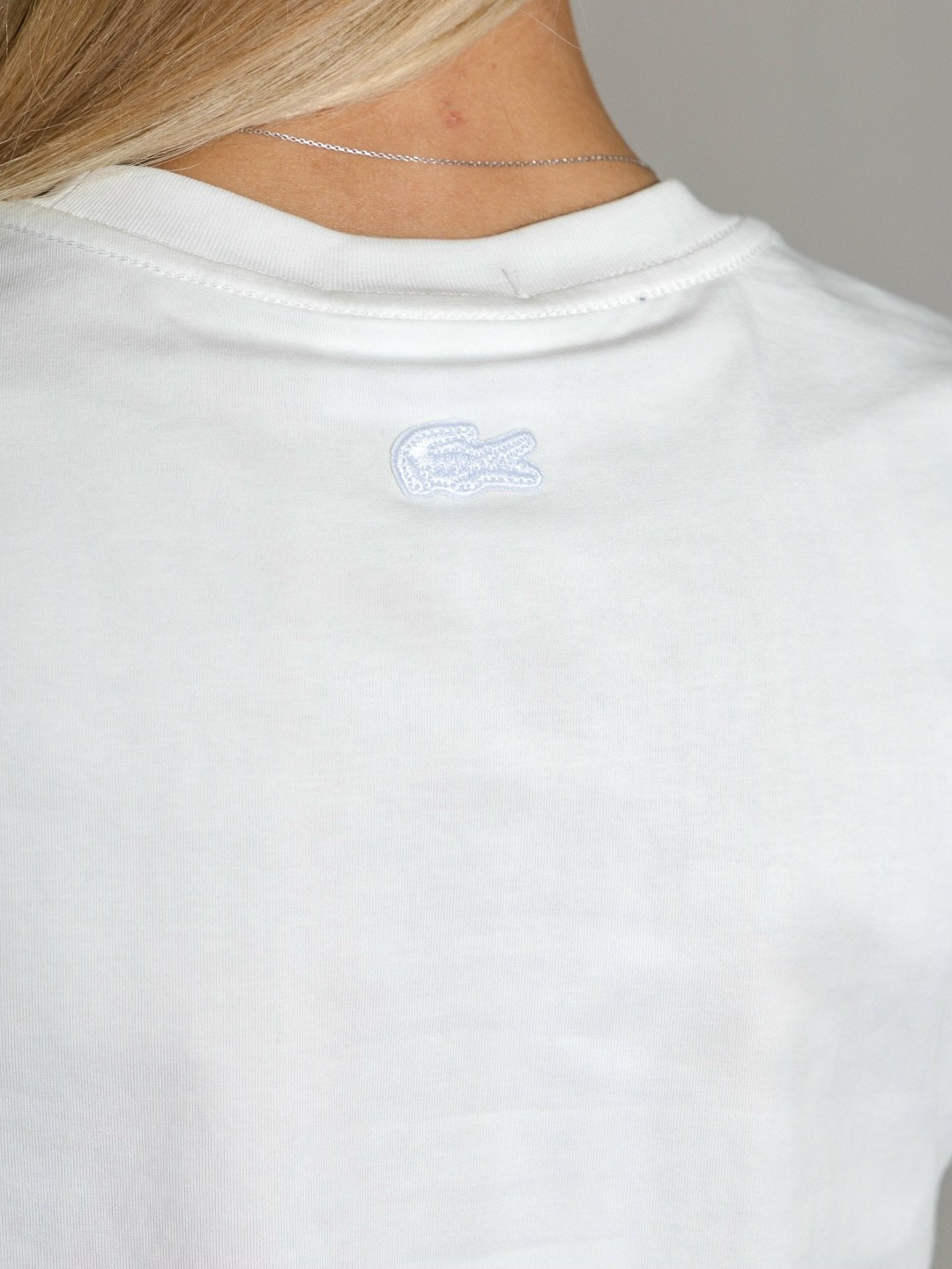 футболки женская,женская футболка белая,футболки белые,футболка,футболки для женщин