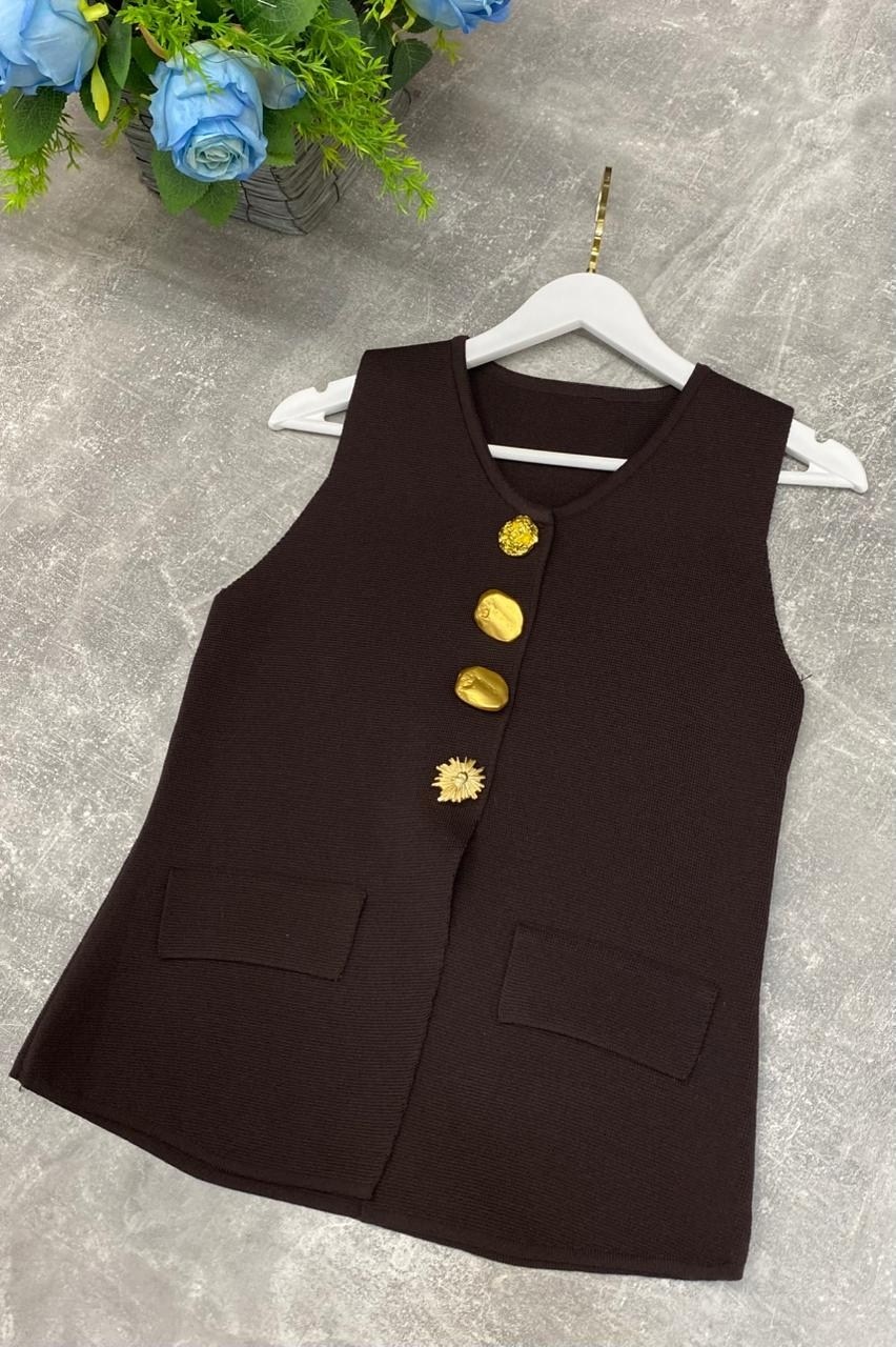 жилет на пуговицах,жилет и юбка,юбка с лямками,костюм женский,платье стильное