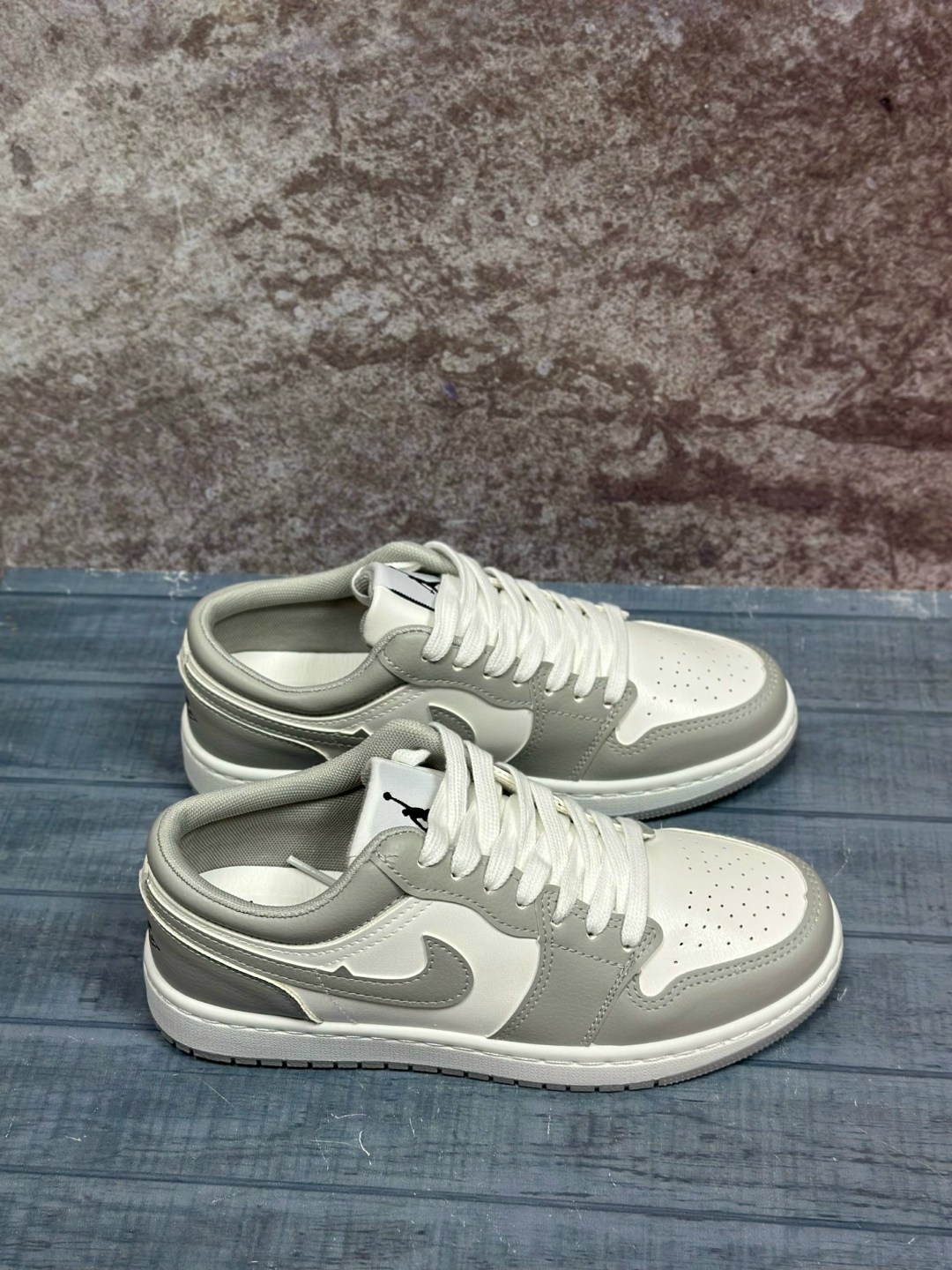 nike air jordan 1 low wolf grey,air jordan 1 low wolf grey dc0774-105,кроссовки nike air jordan 1 low,nike air jordan 1 low,кроссовки