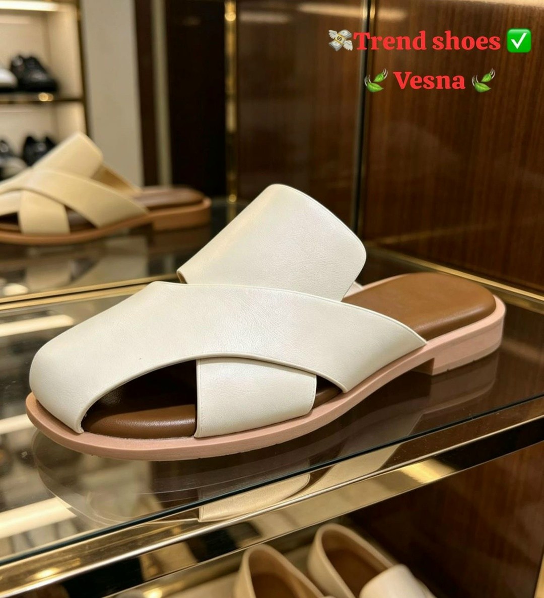 ,женские шлепанцы,мужские шлепанцы,мужские шлепки,модные тапочки