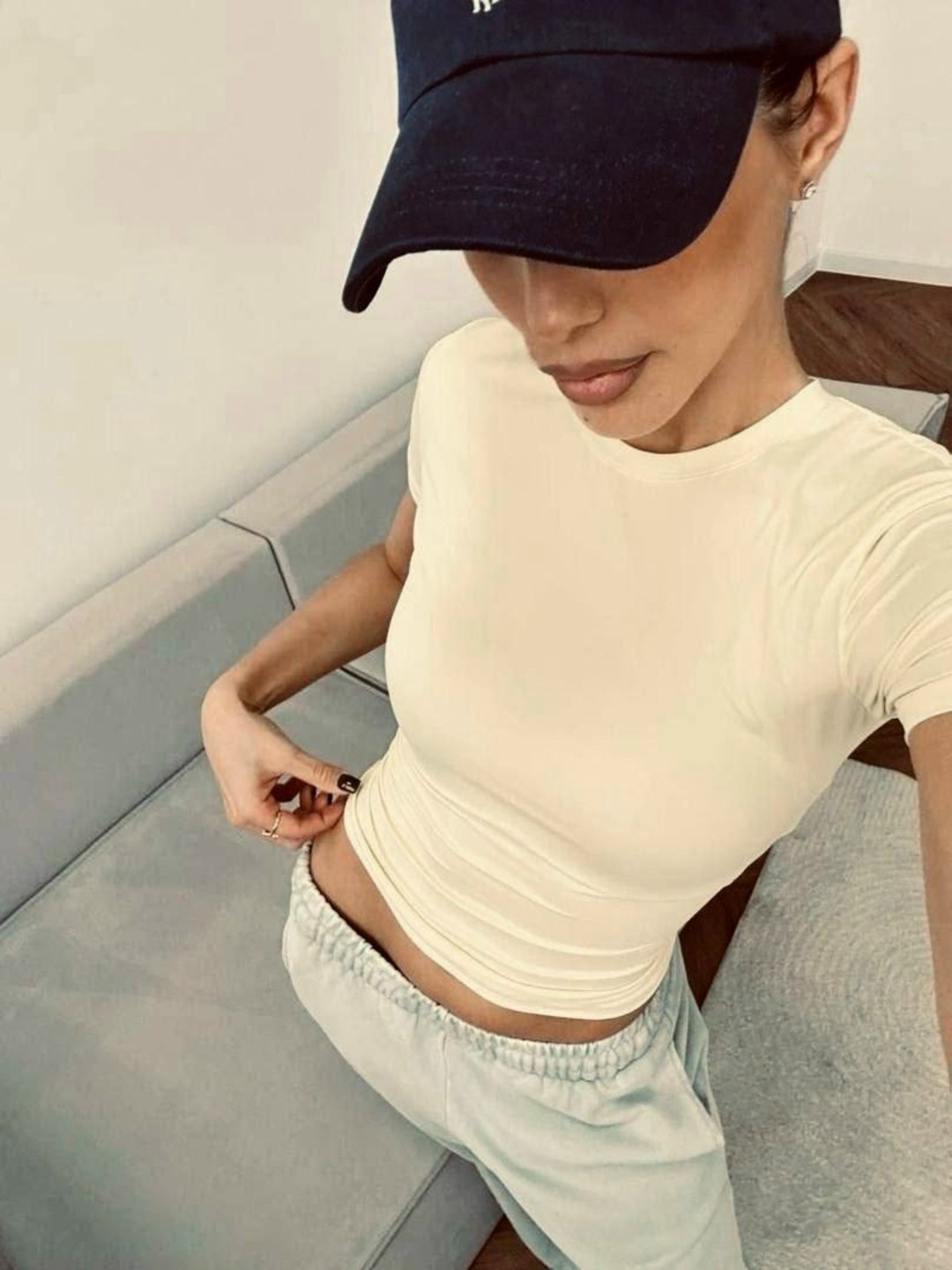 девушка,девушка стиль,девушки блондинка,стройная девушка,короткая юбка